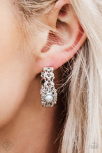 Load image into Gallery viewer, Exquisite Expense - Silve Earring 2562E