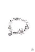 Load image into Gallery viewer, Aesthetic Appeal - Silver Bracelet 1515b