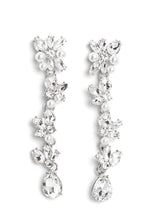 Load image into Gallery viewer, Light at the Opera - White Earring 2922e