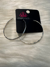 Load image into Gallery viewer, Geo Edge - Silver Earring 2566E