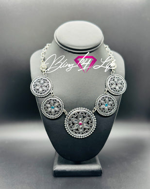 Written In The STAR LILIES -Multi Necklace 1339N