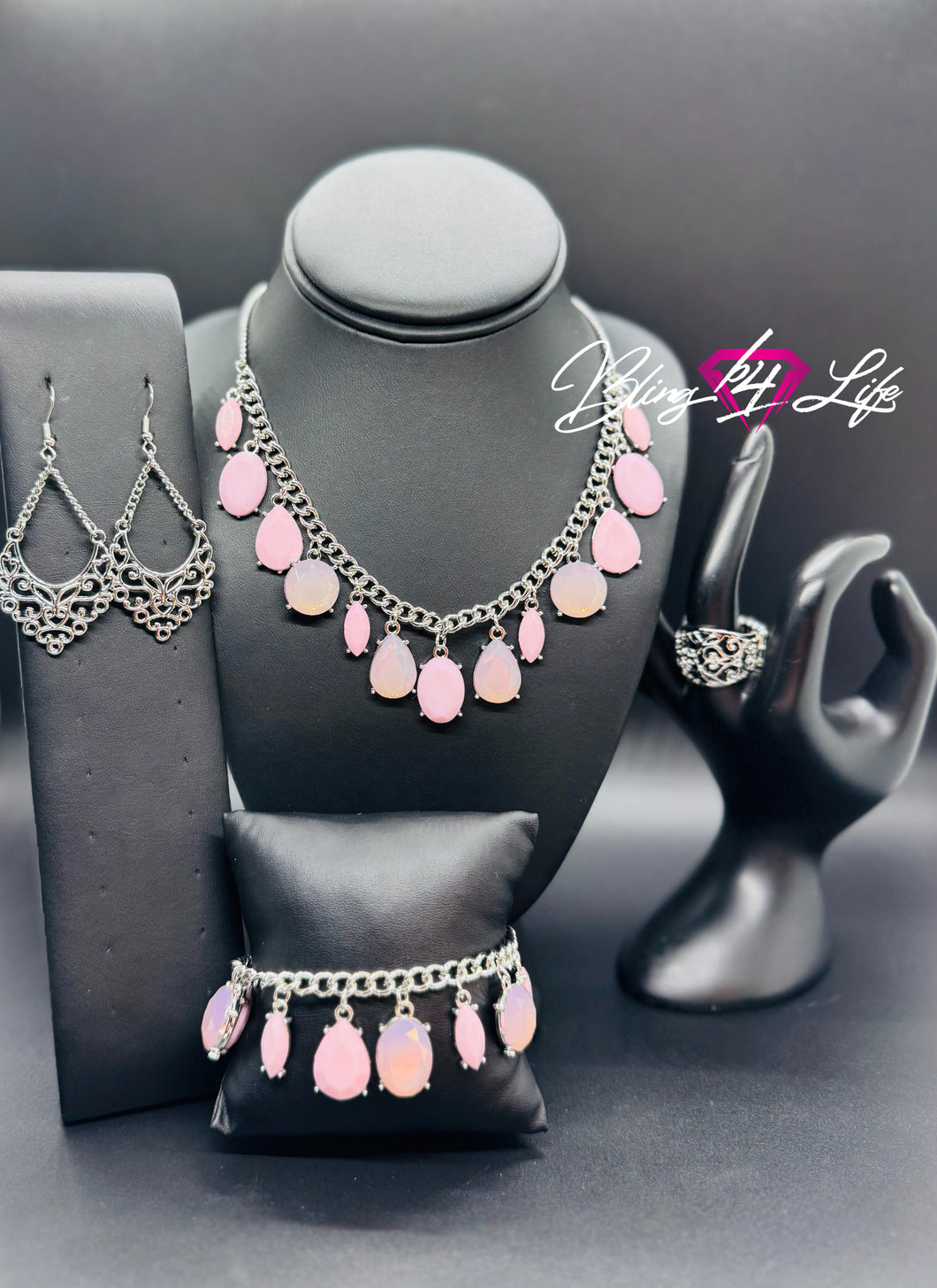 Fashion Fix Complete Trend Set