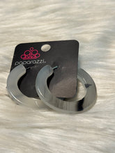 Load image into Gallery viewer, Oceanside Oasis - Black Earring 2528E