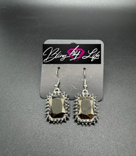 Load image into Gallery viewer, Downtown Dapper - Silver Earring 2555e