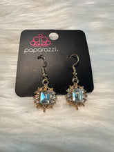 Load image into Gallery viewer, Can’t Stop The REIGN - Gold Earring 2543E