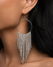 Load image into Gallery viewer, Streamlined Shimmer - Black Earring