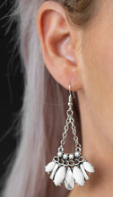 Load image into Gallery viewer, Terra Tribe - White Earring 2544E