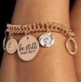 GLITTER and Grace - Gold Bracelet 1828b