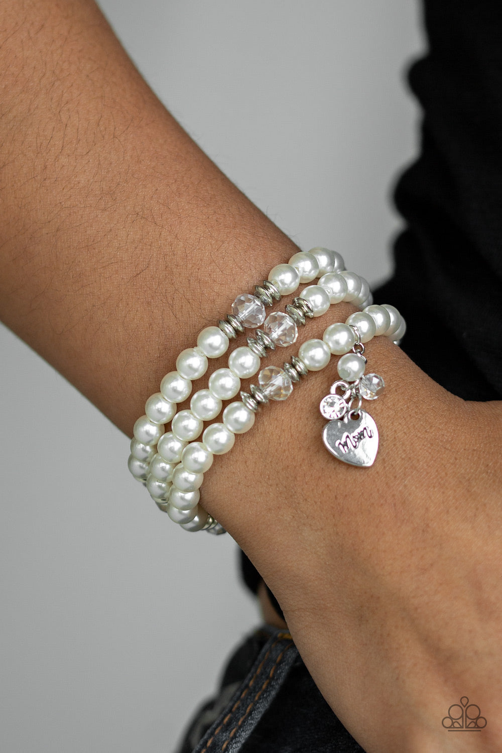 MOM WOW - White Bracelet