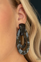 Load image into Gallery viewer, The HAUTE Zone - Black Earring 6E