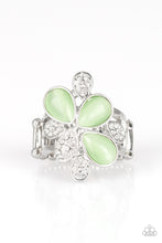 Load image into Gallery viewer, Diamond Daisies - Green Ring