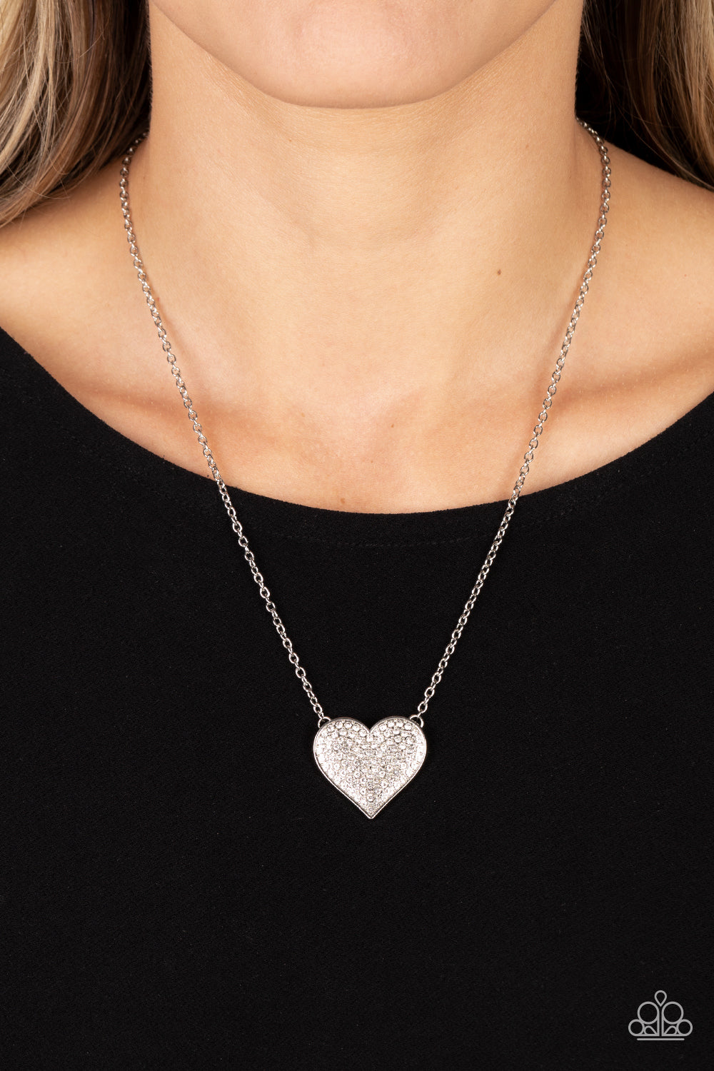 Spellbinding Sweetheart- White Necklace 1468n