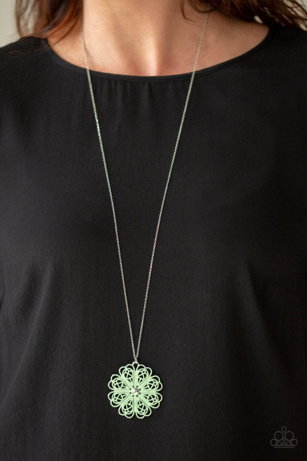 Spin Your Wheel - Green Necklace 1061N
