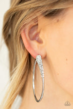 Load image into Gallery viewer, Winter Ice - White Earring 151E