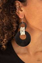 Load image into Gallery viewer, Beach Day Drama - Black Earring 2787e