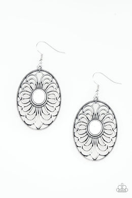 Really Whimsy - White Earring 2636E