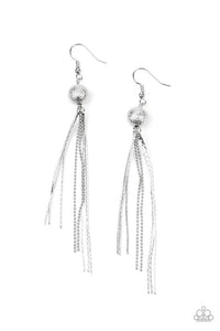 SLEEK- ing Revenge - Silver Earring 2779E