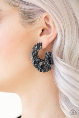 Tropically Torrid - Black Earring 2530E