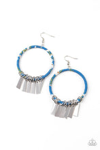 Load image into Gallery viewer, Garden Chimes - Blue Earring 2853e