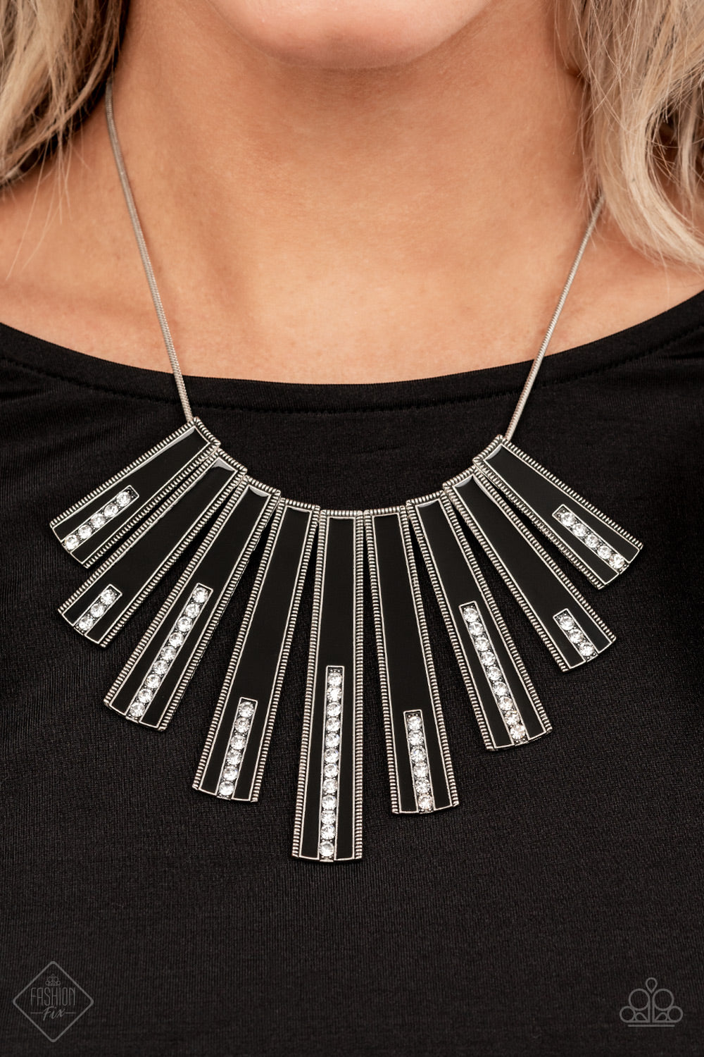 FAN - tastically Deca - Black Necklace 1417n