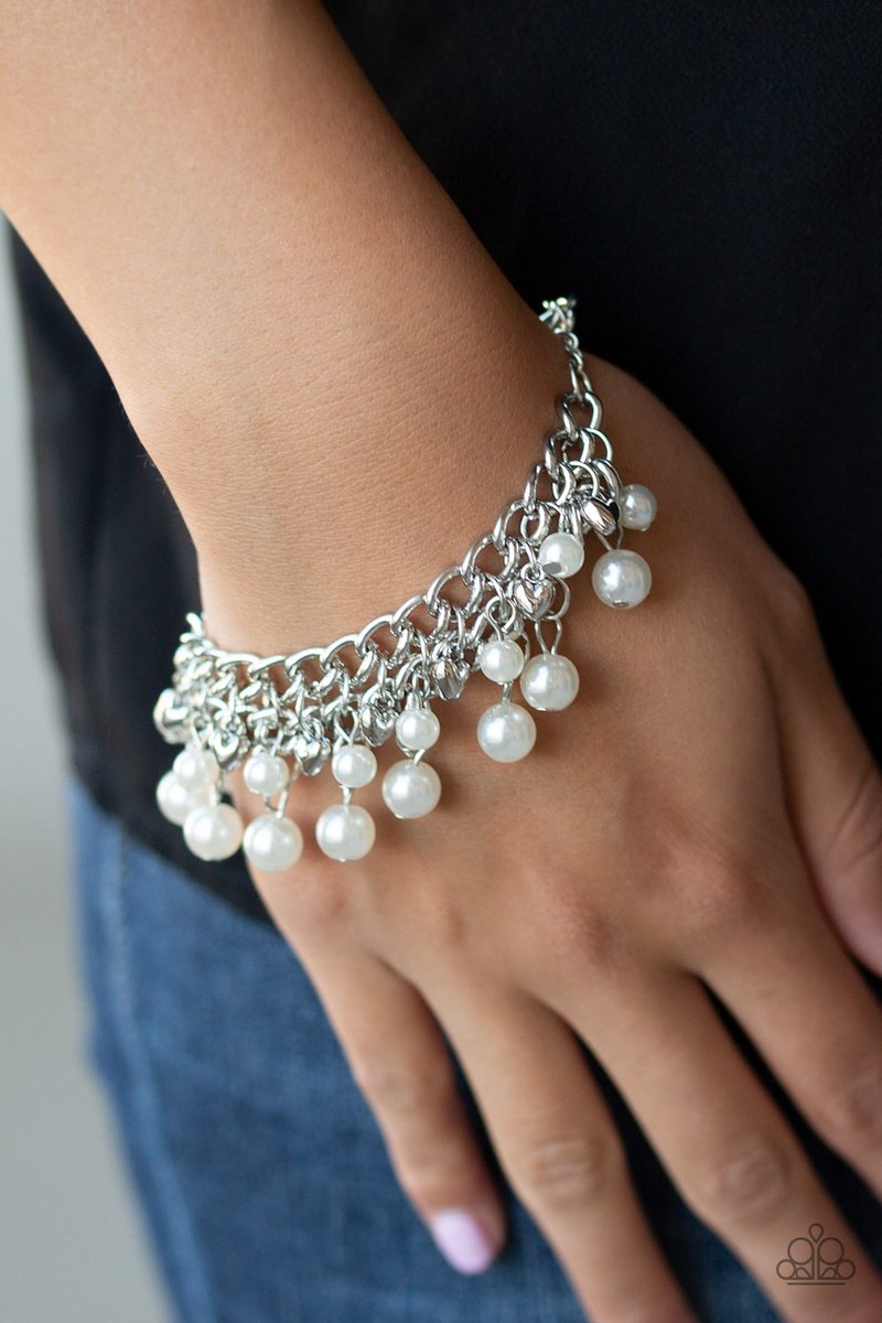 Duchess Diva - White Bracelet