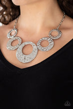 Load image into Gallery viewer, Mildly Metro - Silver Necklace 1002n