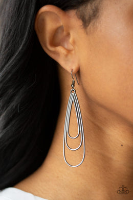 Triple Ripple - Black Earring