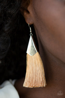 In FULL PLUME - Brown Earring 25E
