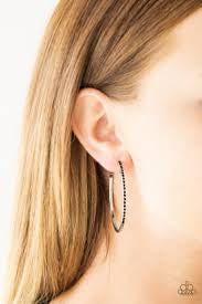 Chic Classic - Black Earring