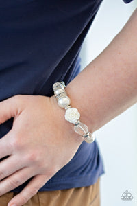 Here I AM - White Bracelet 1541B