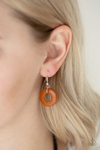 Wonderfully Walla Walla -Orange Necklace 1381n