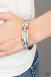 Flawless Flaunter - White Bracelet 1626B