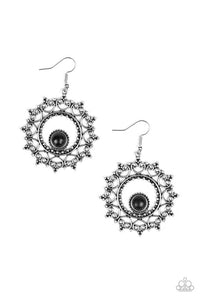 Wreathed in Whimsicality - Black Earring 2692E
