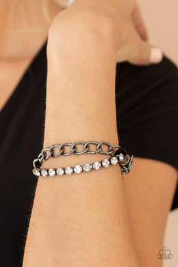 Glamour Grid - Black Bracelet 1632B
