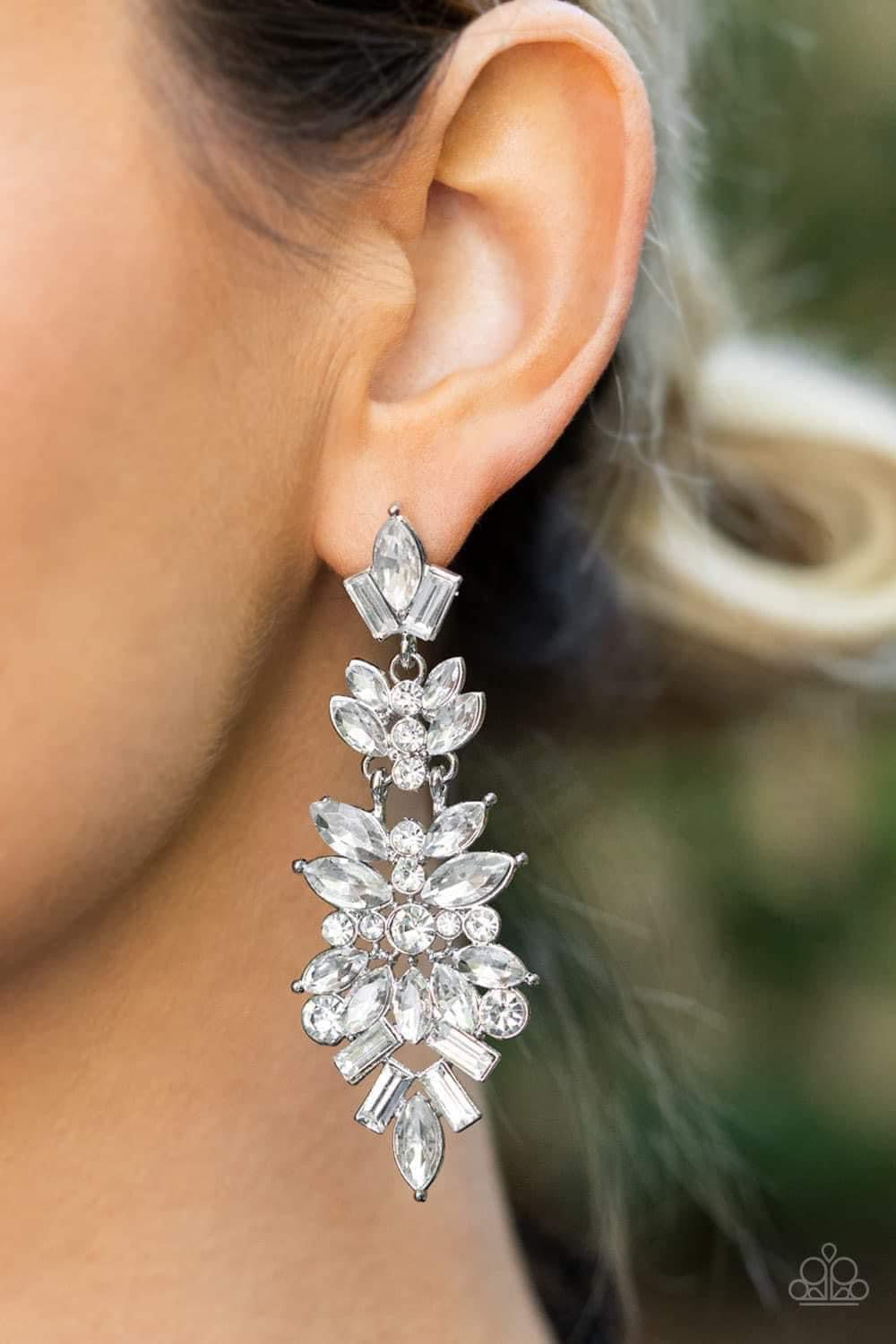 Frozen Fairytale - White Earring 2913e