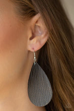 Load image into Gallery viewer, Natural Resource - Black Earring 2664E