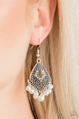 Gracefully Gatsby - Silver Earring 2648E