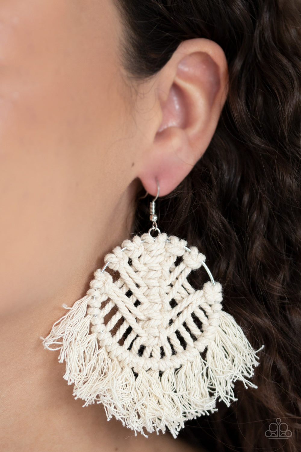 All About MACRAME - White Earring 2708e