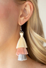 Load image into Gallery viewer, Hold On Your Tassel ! - Pink Earring 53E